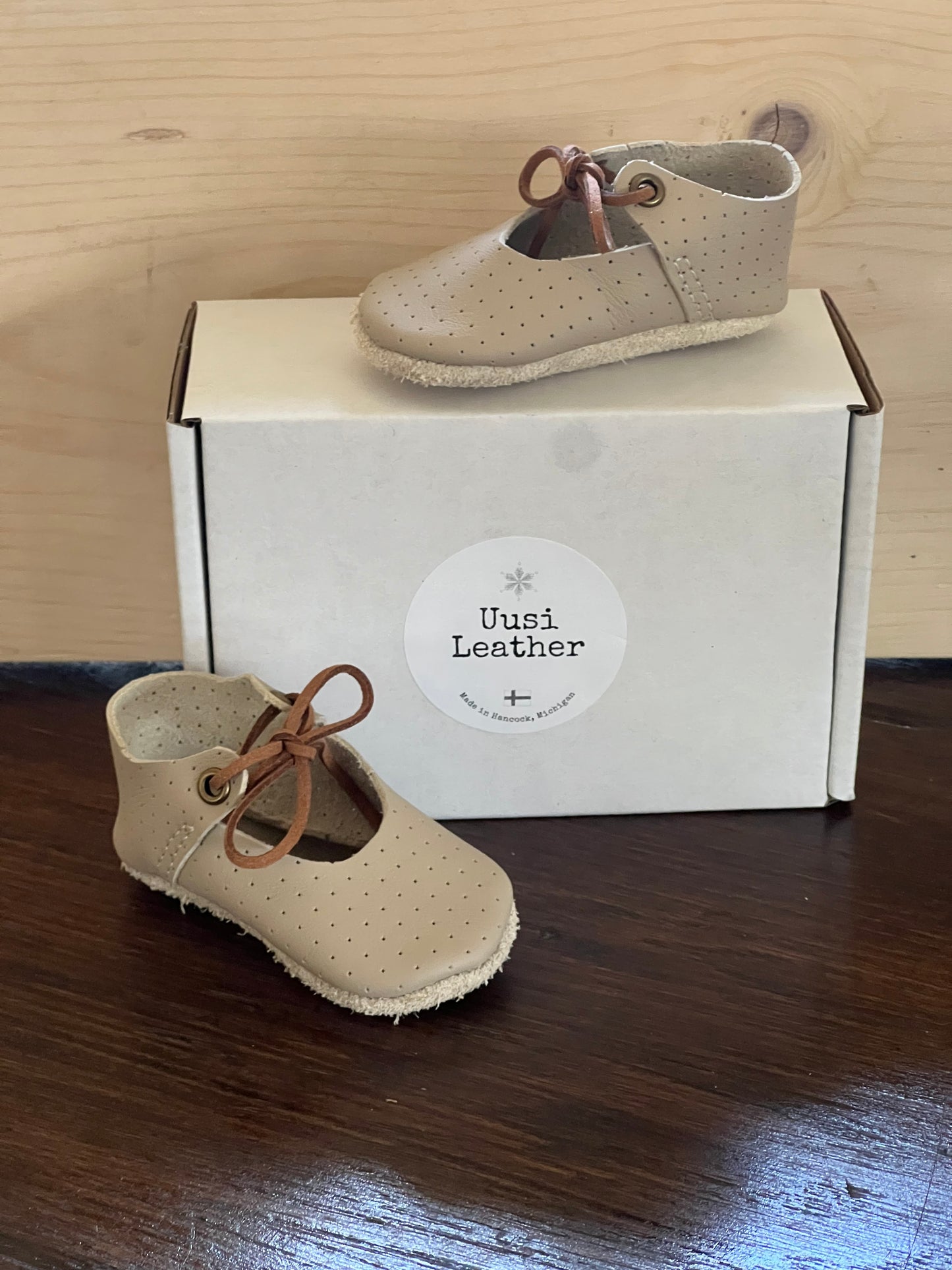 Natural Leather Baby Shoes Mary Jane Crib Shoe