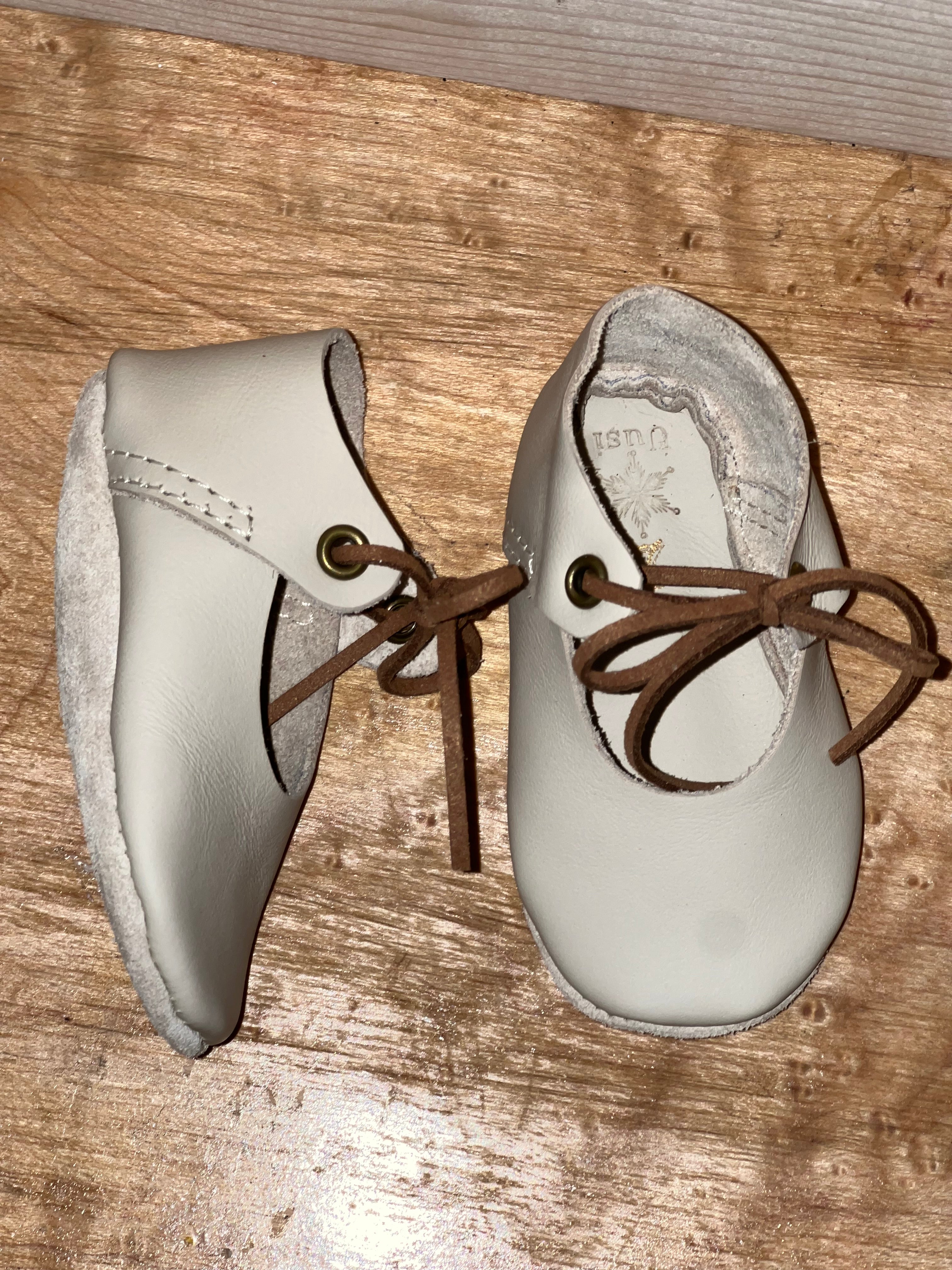 Natural Leather Baby Shoes Mary Jane Crib Shoe