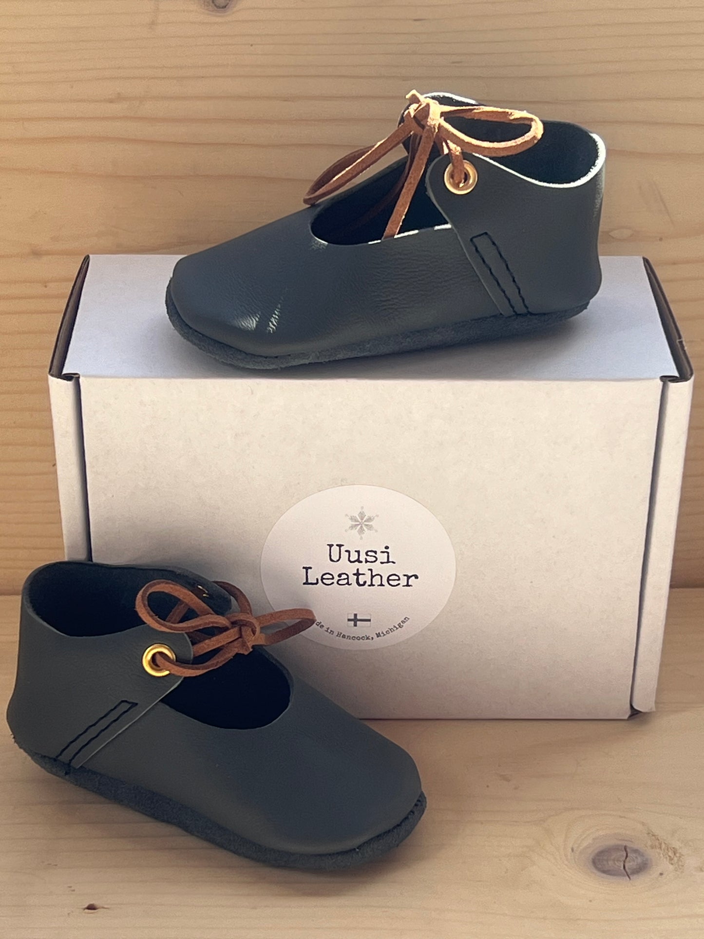 Natural Leather Baby Shoes Mary Jane Crib Shoe